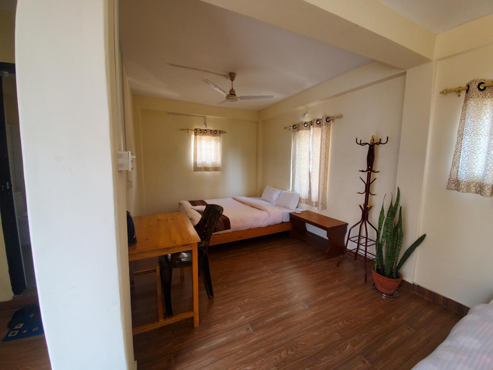 Santoshi Guest House, بوكْرا المظهر الخارجي الصورة