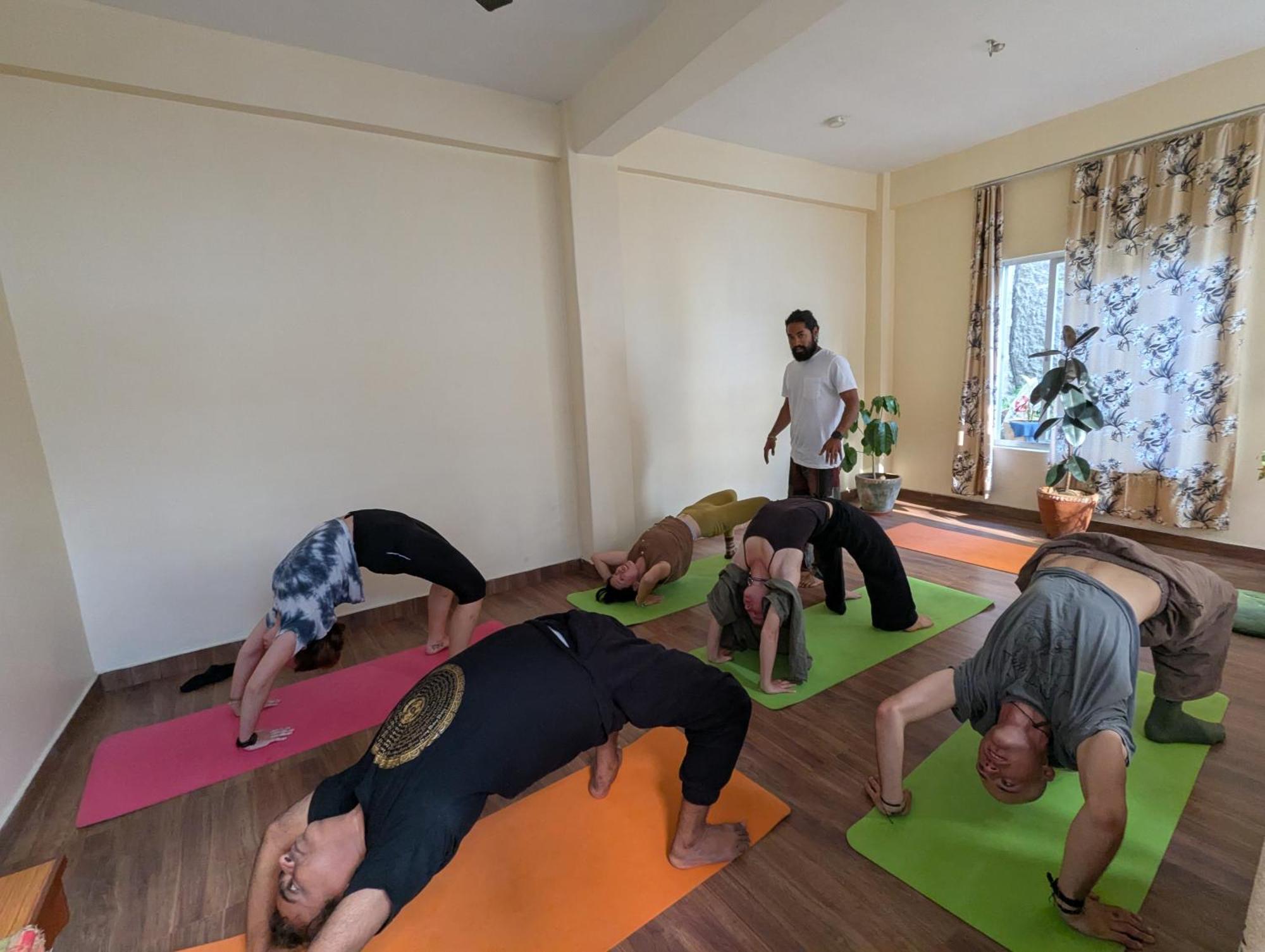 Santoshi Guest House, بوكْرا المظهر الخارجي الصورة